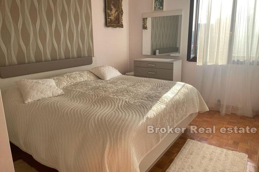 Pujanke, confortable appartement de trois chambres