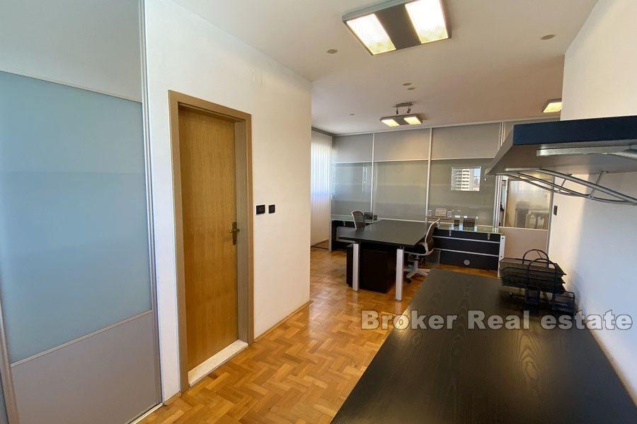 Poslovno - uredski prostor