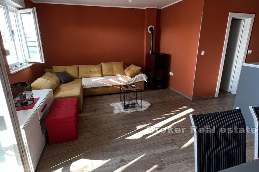 Dwupoziomowy apartament z ogrodem