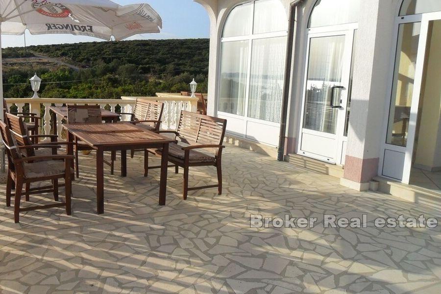 Apartmánový dům v blízkosti moře