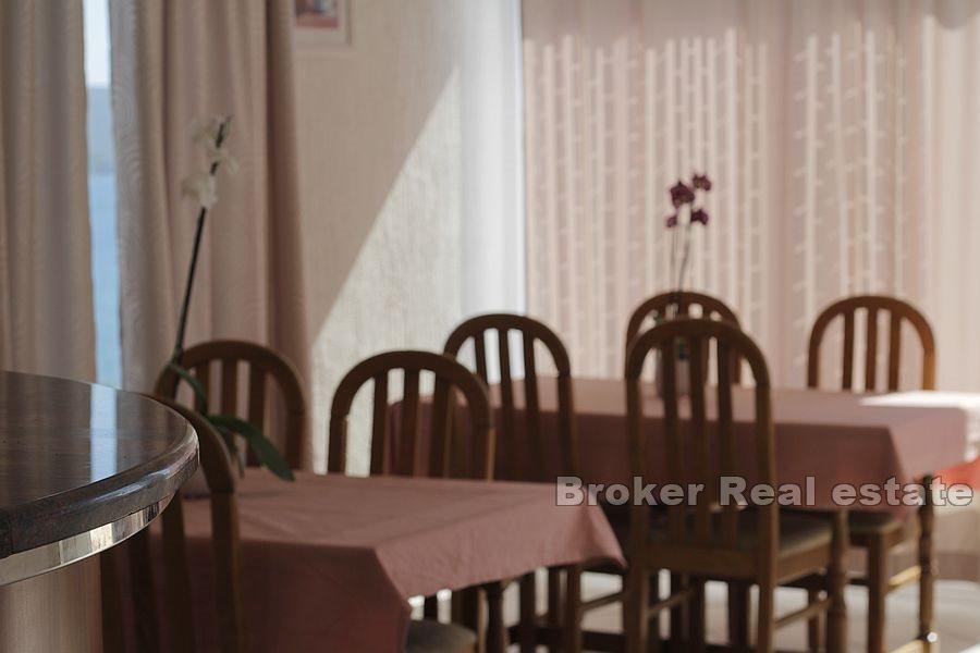 Apartmánový dům v blízkosti moře