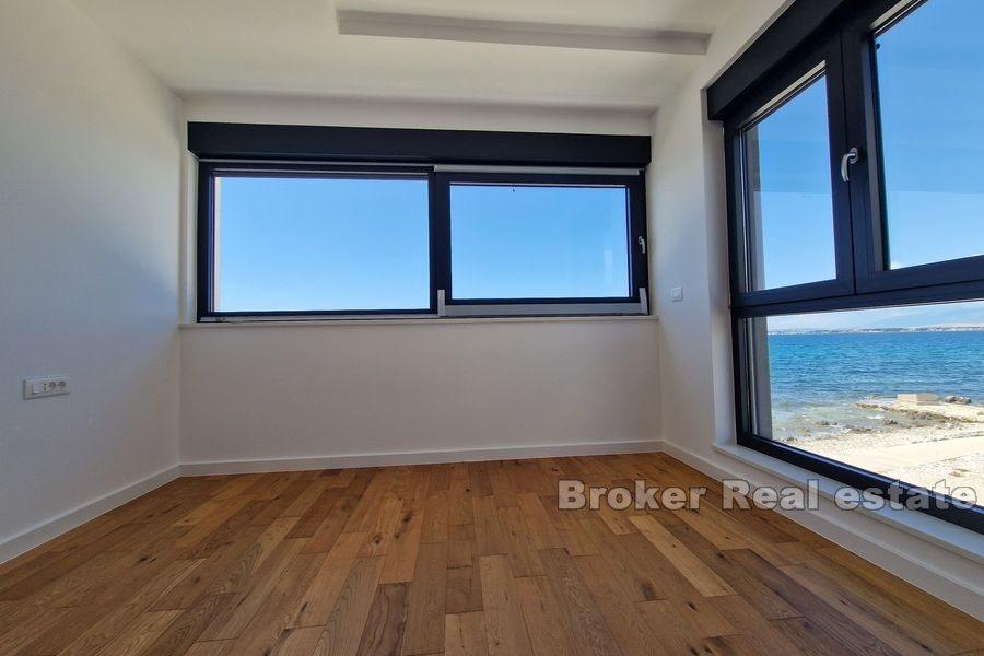 Penthouse v první řadě k moři