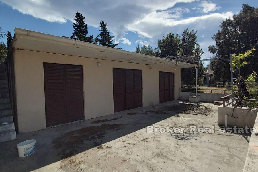 Дом в первом ряду от моря