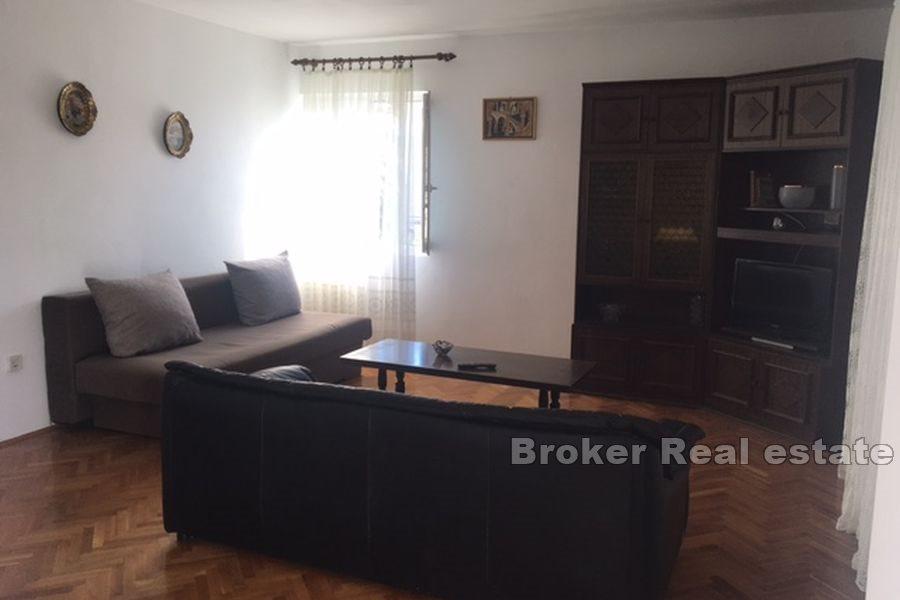 Дом второй линии от моря