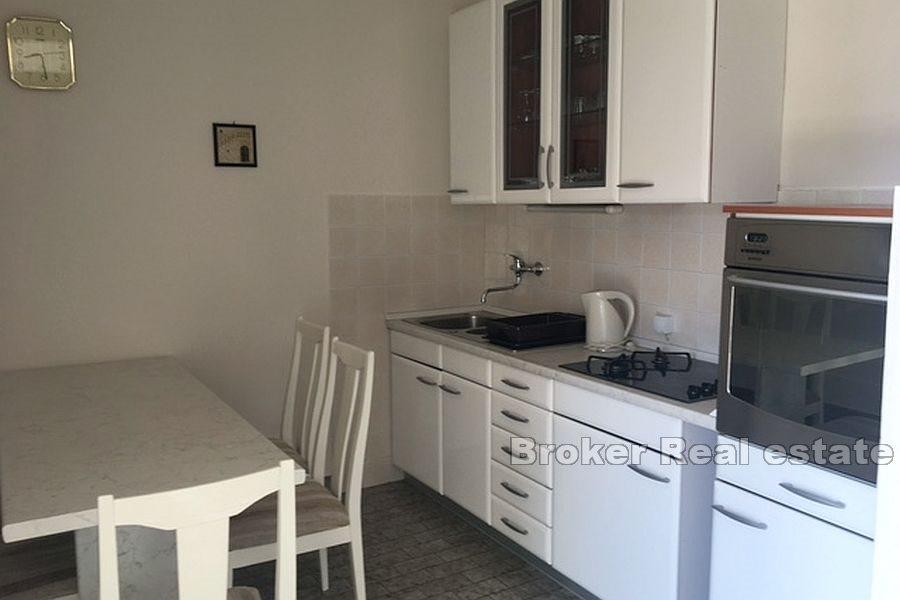 Дом второй линии от моря