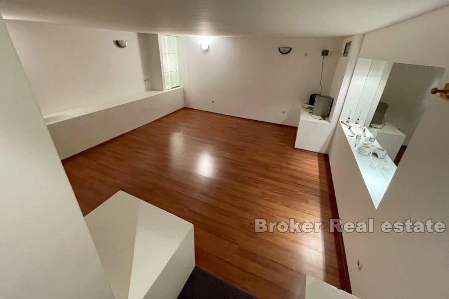 Коммерческое помещение на 2 этажах