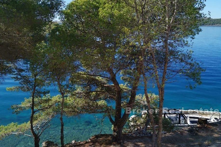 Nekretnine u prvom redu do mora