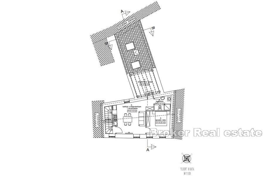 House in the center, roh bau