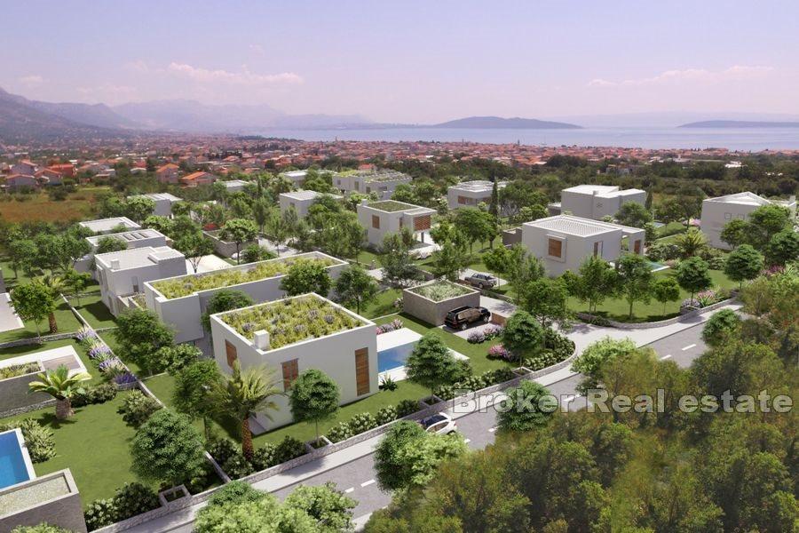 Grand terrain constructible avec un projet