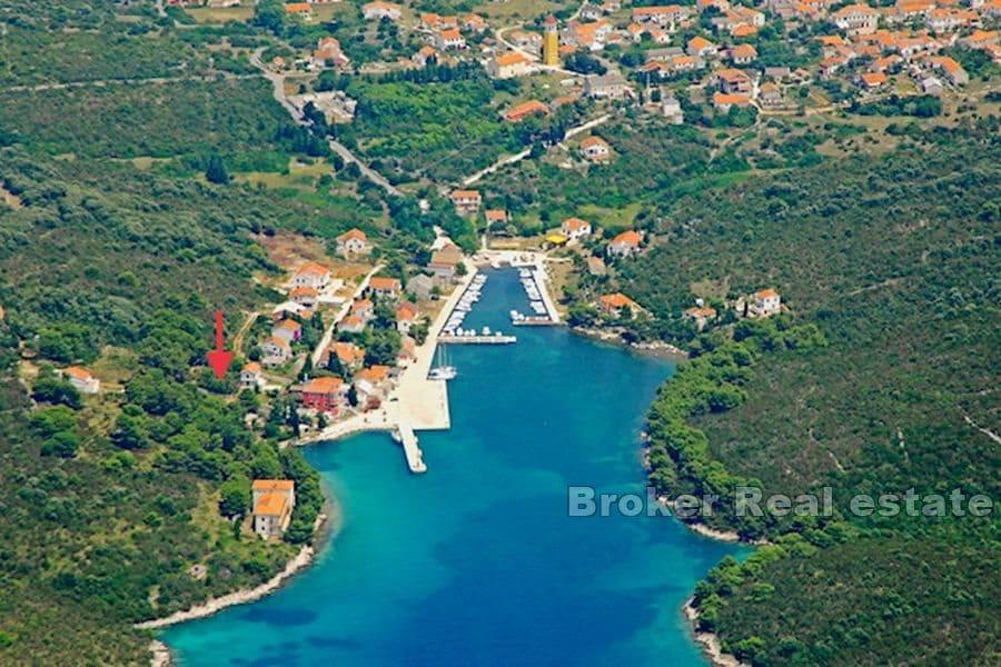 Molat, building land near the sea