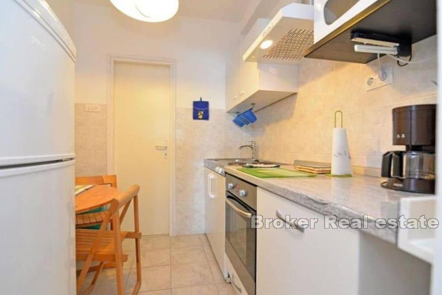 Kamienica pierwszy rząd do morza