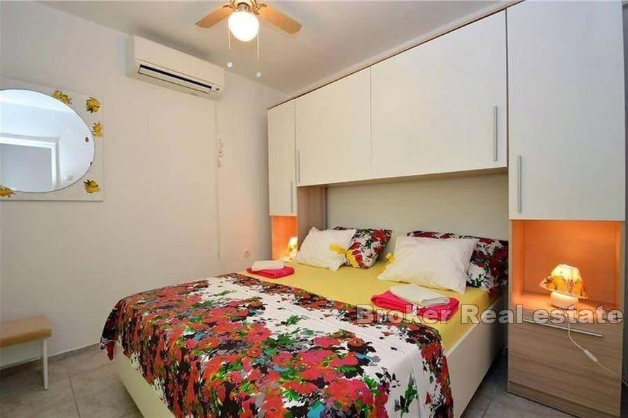 Apartment house first row to the sea