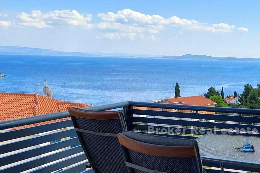 Apartmán se střešní terasou a výhledem na moře