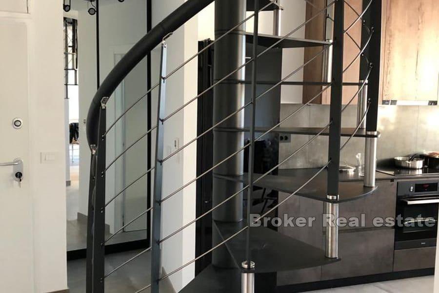 Luxury villa first row to the sea