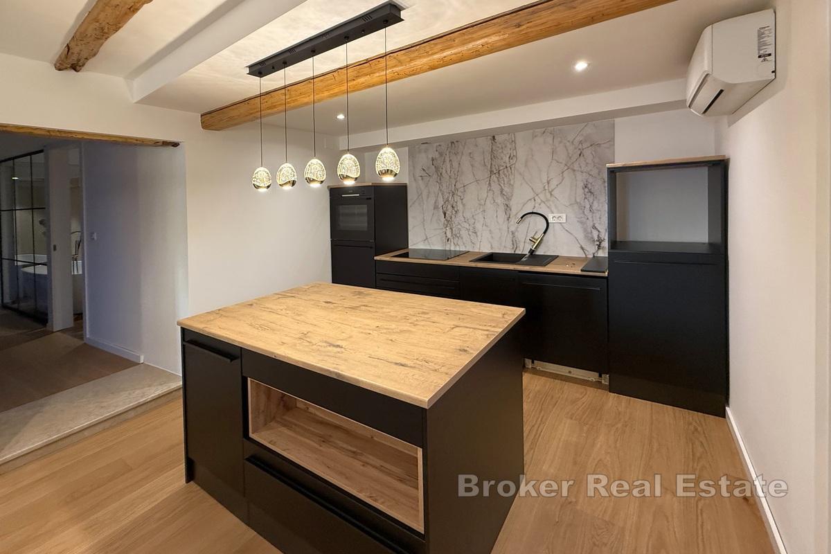 Luksusowy apartament w pierwszym rzędzie do morza