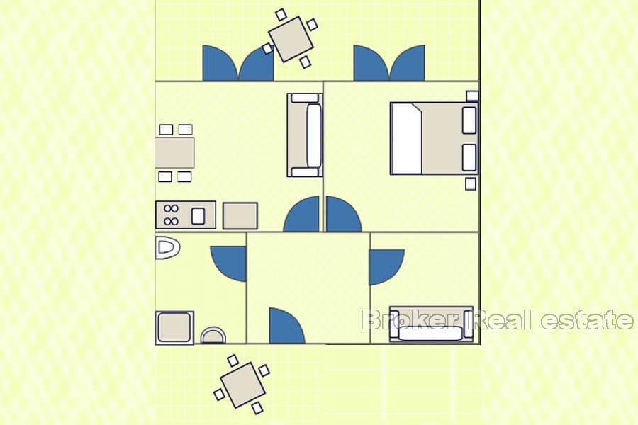 Kuća s bazenom, prvi red do mora