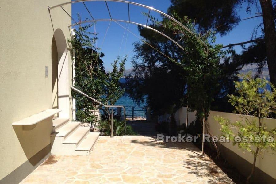 House in the first row to the sea