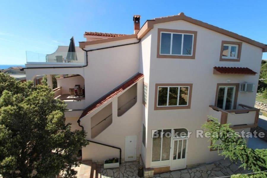 Apartmánový dům s výhledem na moře