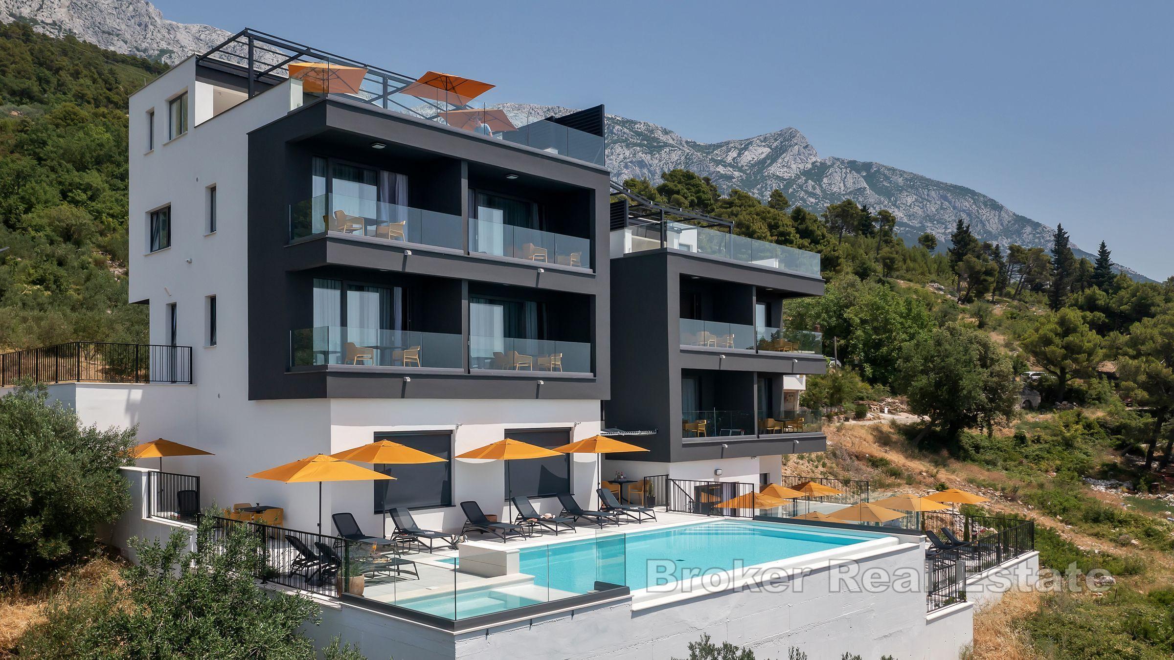 Immobilier de luxe avec vue dégagée sur la mer