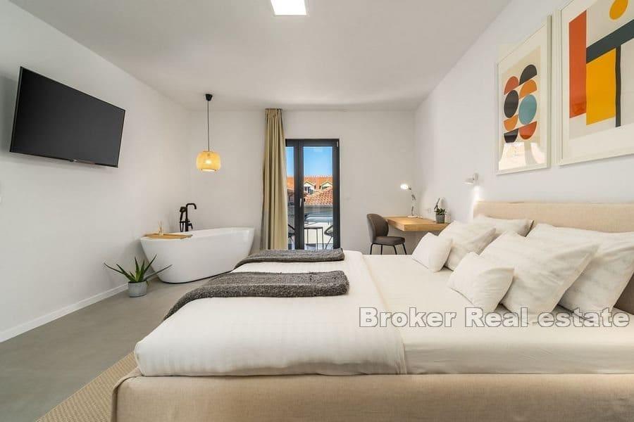 Moderne Villa mit Pool