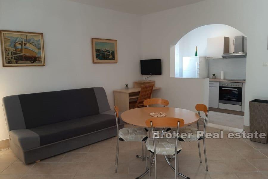 Dom z apartamentami przy morzu