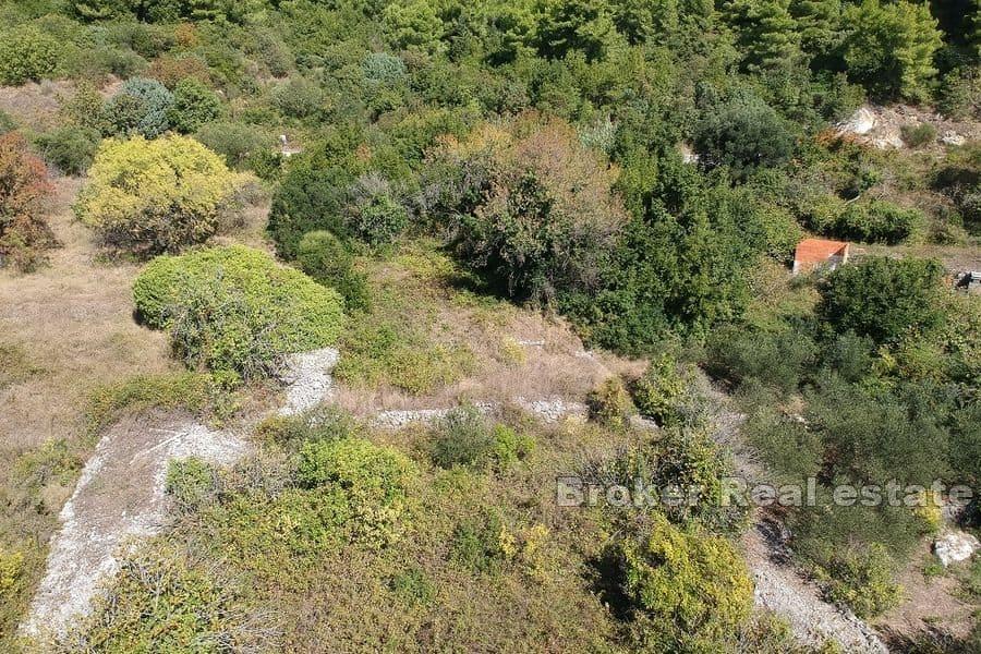 Land for et hotell i første rad til sjøen