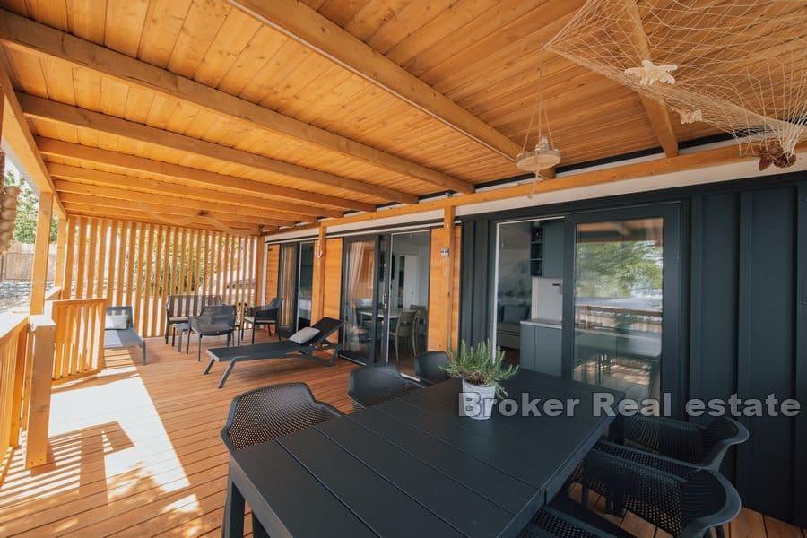 Mobil-homes dans une station touristique