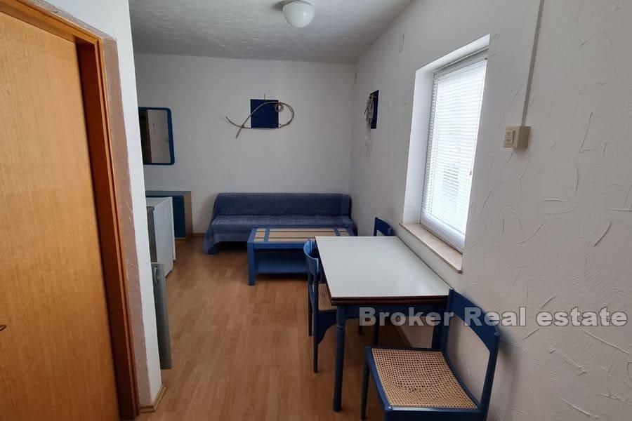 Palazzina vicino alla spiaggia e al centro