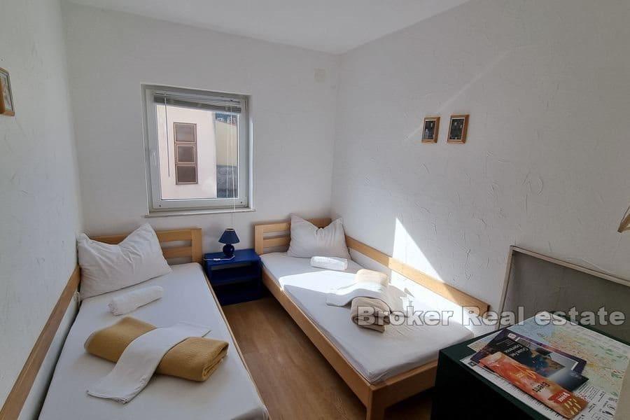 Palazzina vicino alla spiaggia e al centro