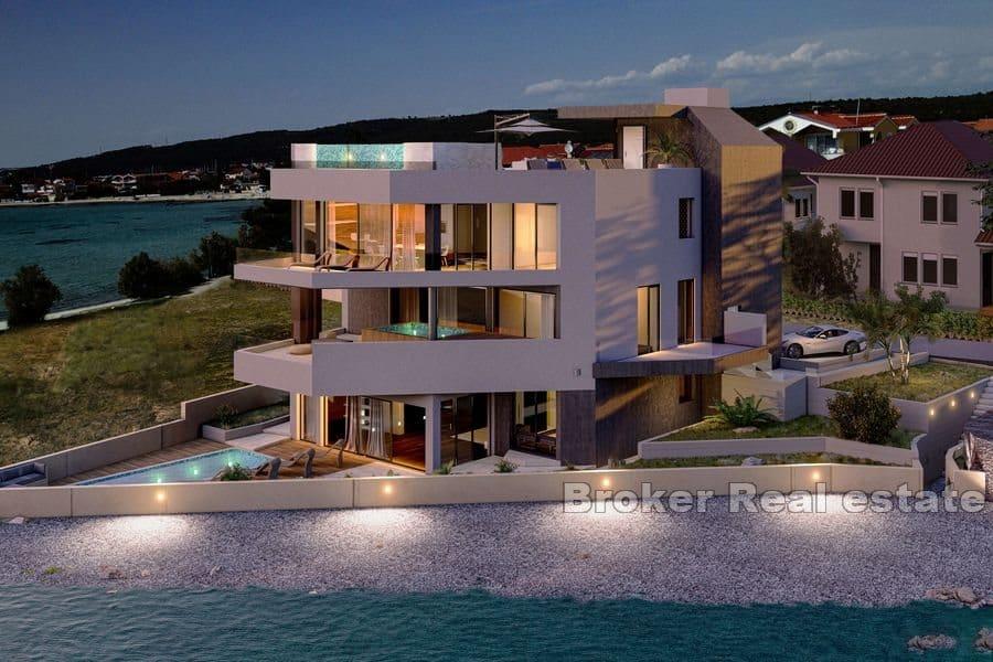 Apartments in the first row to the sea