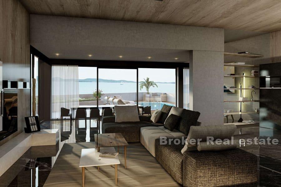 Apartments in the first row to the sea