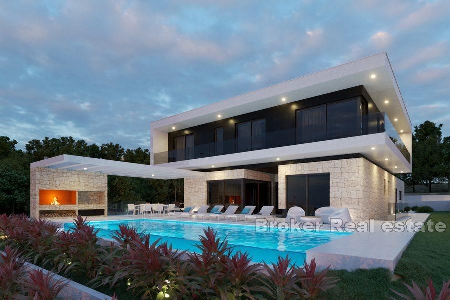 Luxury villa with pool