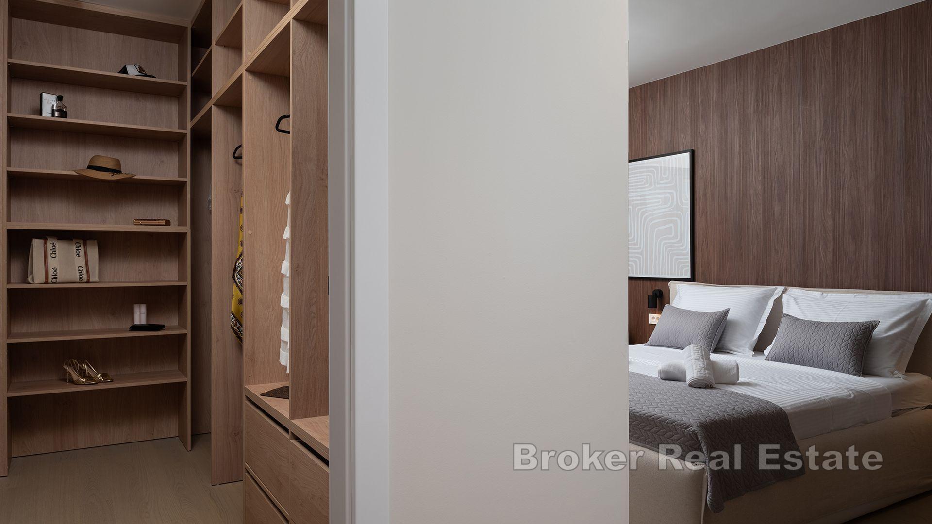 Villa mit Pool in Meeresnähe