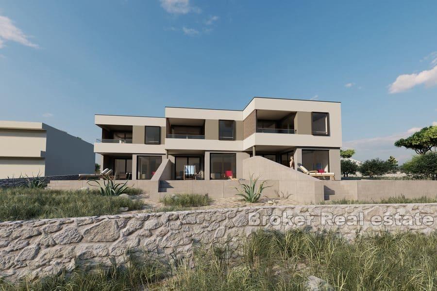 Maisonette-Apartments mit Pool- und Meerblick