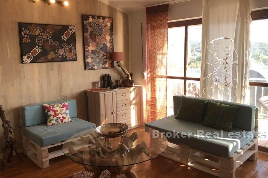 Apartment with open sea view