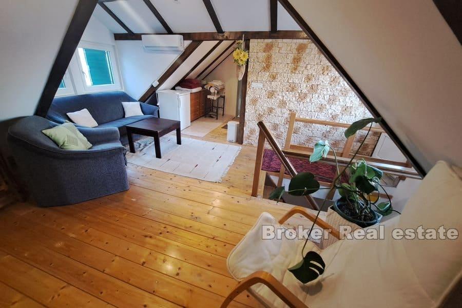 Appartement de quatre pièces dans le centre ancien