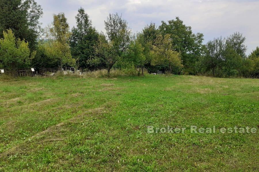 Stavební pozemek v atraktivní lokalitě