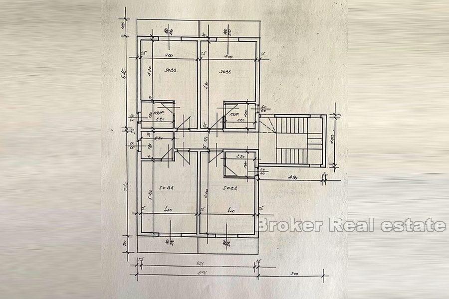 Lovran, maison avec un grand jardin