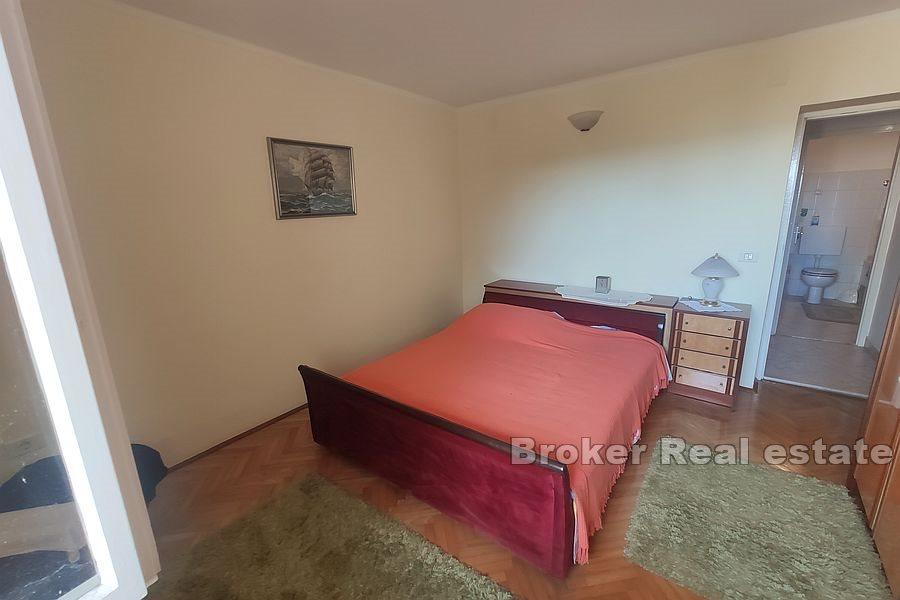 Apartament w pierwszym rzędzie do morza