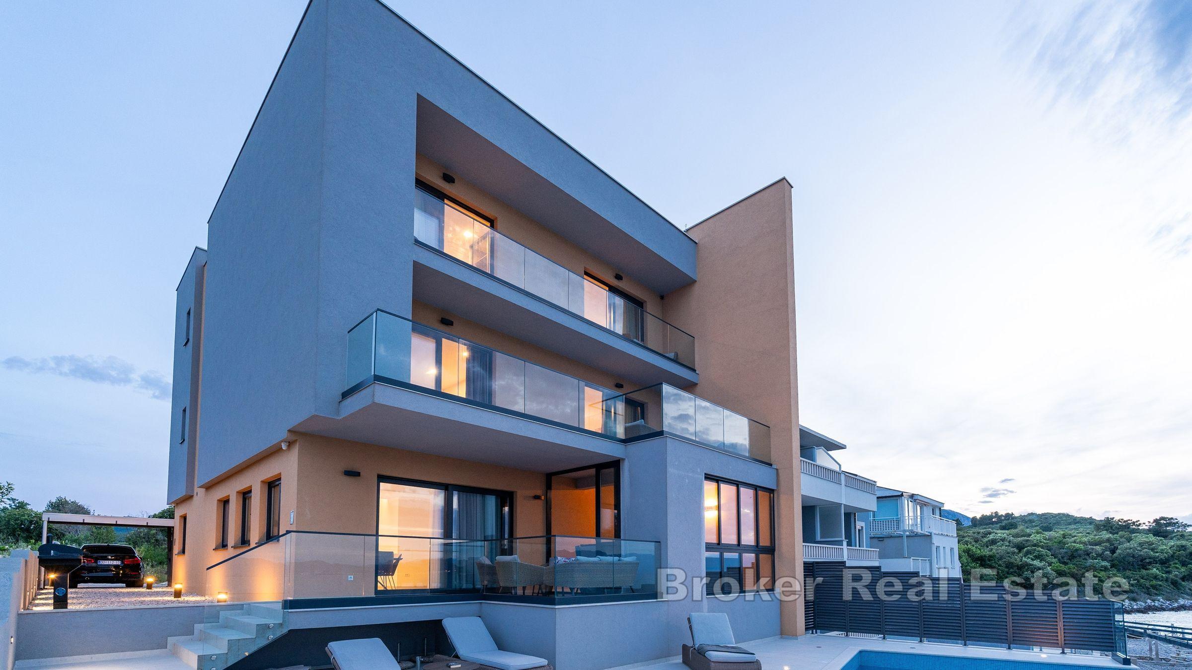 Haus in erster Reihe zum Meer