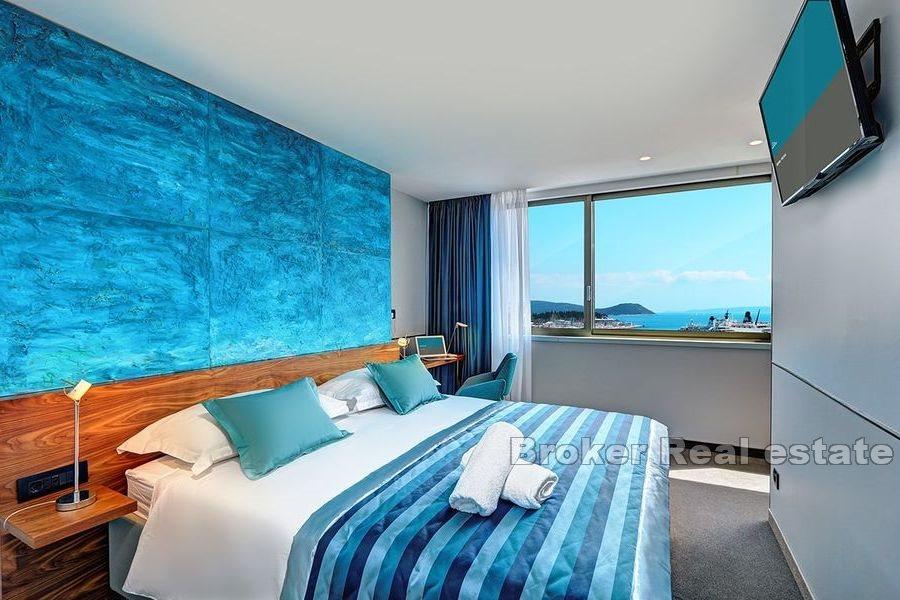 Tourist rooms with reception