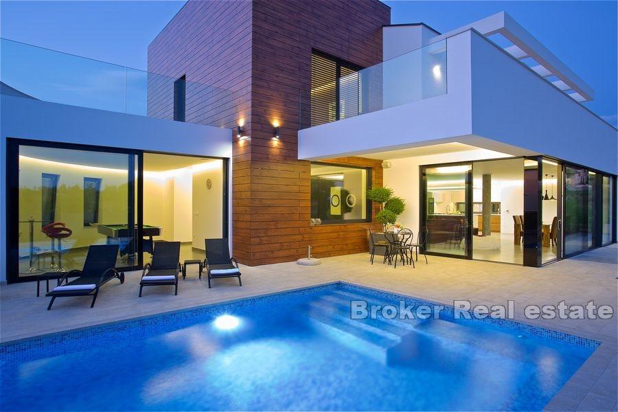 Villa mit Pool