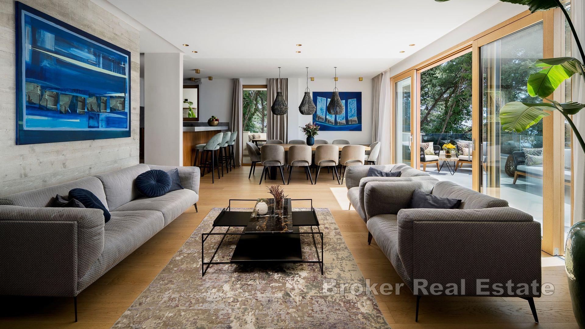 Villa med öppen havsutsikt