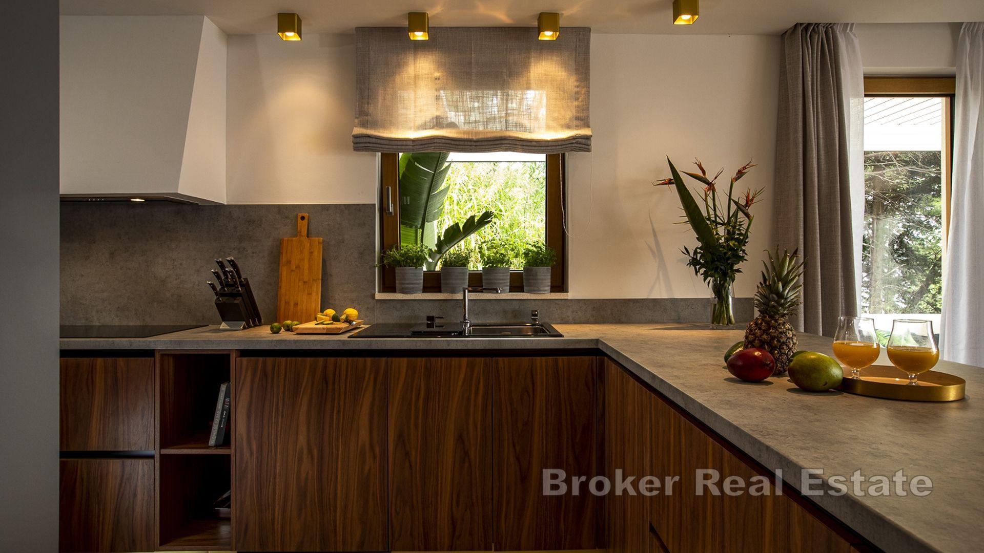 Vila s otevřeným výhledem na moře