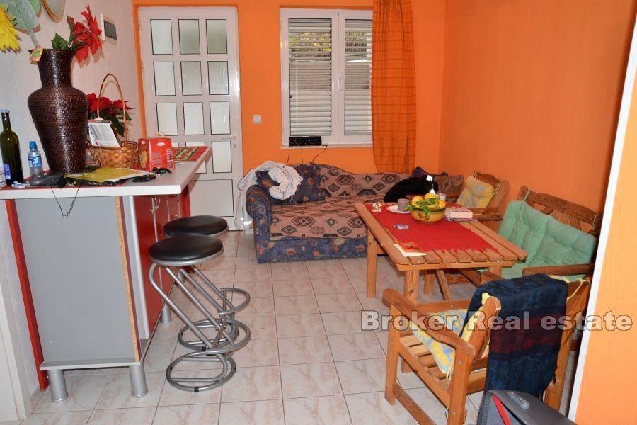 Appartement deuxième rangée de la mer