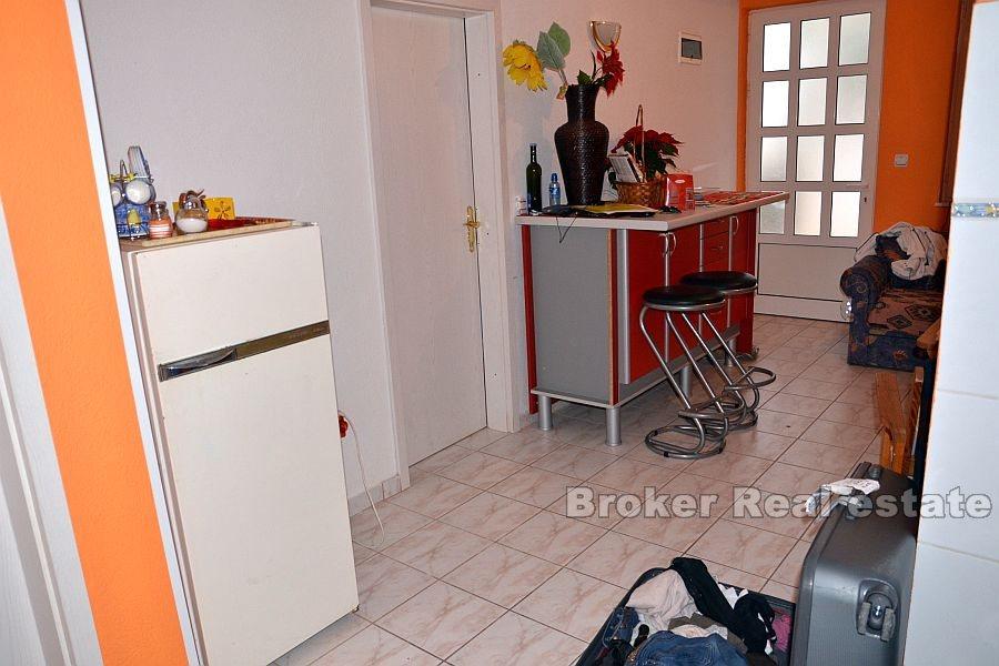 Appartement deuxième rangée de la mer