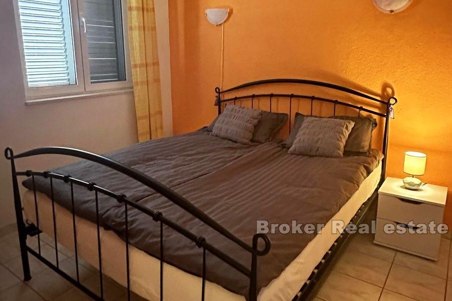 Apartament w drugim rzędzie do morza