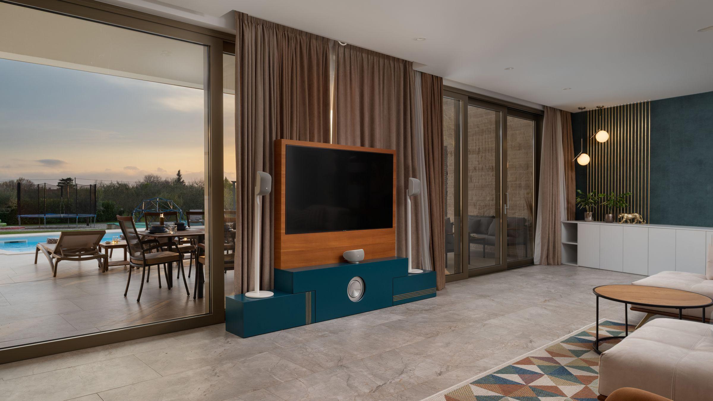 Maison moderne avec piscine