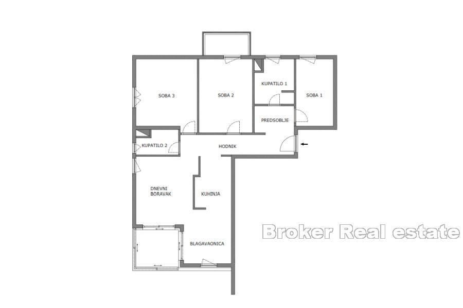Ravne njive, appartamento con tre camere da letto