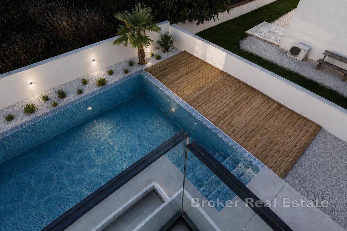 Villa di lusso con piscina e vista mare